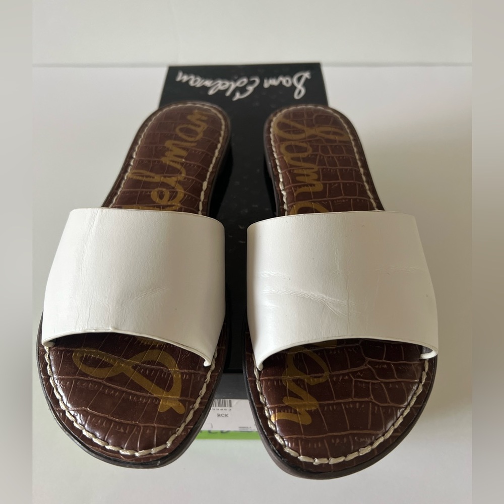 SAM EDELMAN Genesis White Leather Slide
Sandals Size 5 Excellent Condition w/box